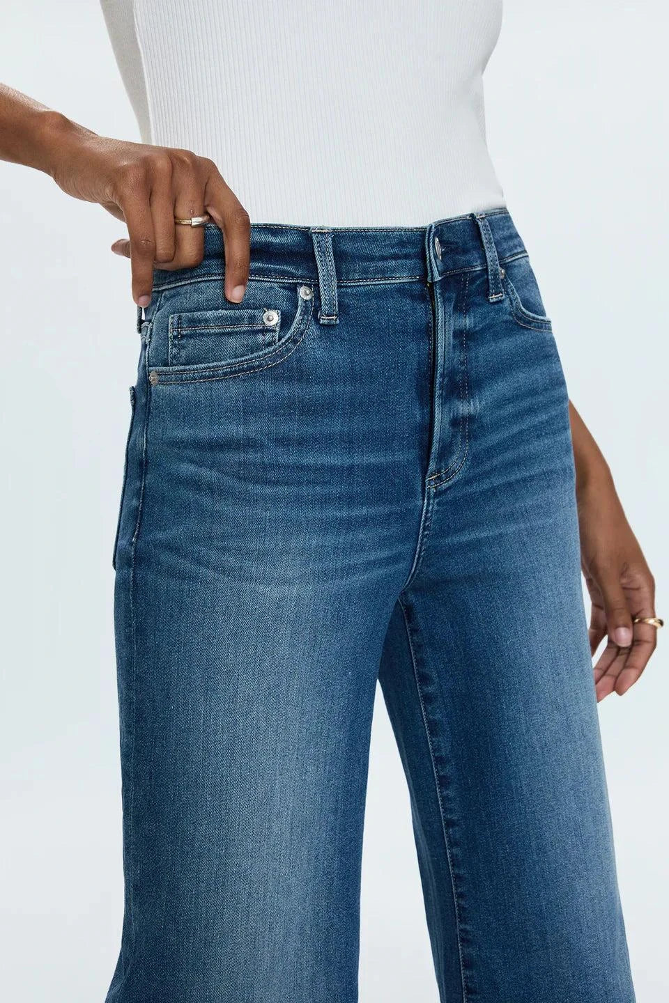 Izzy Jeans Study PISTOLA high-rise slim straight-leg denim with subtle worn-in wash