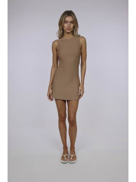 Mini Lucerne Camel sleeveless fitted mini dress by SOLID&STRIPED worn by model