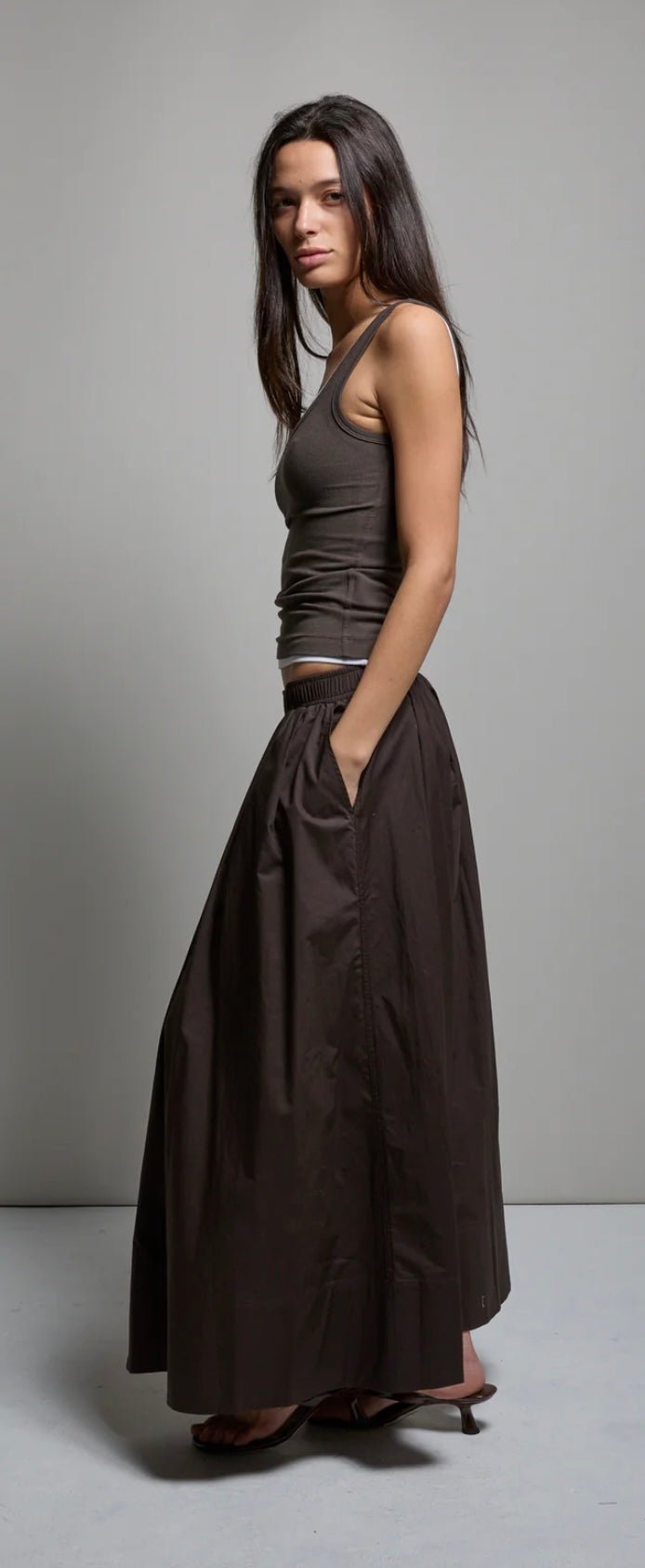 Kate Popeline Pleated Skirt Chocolate ASHER THE LABEL - The Poolclub Monaco