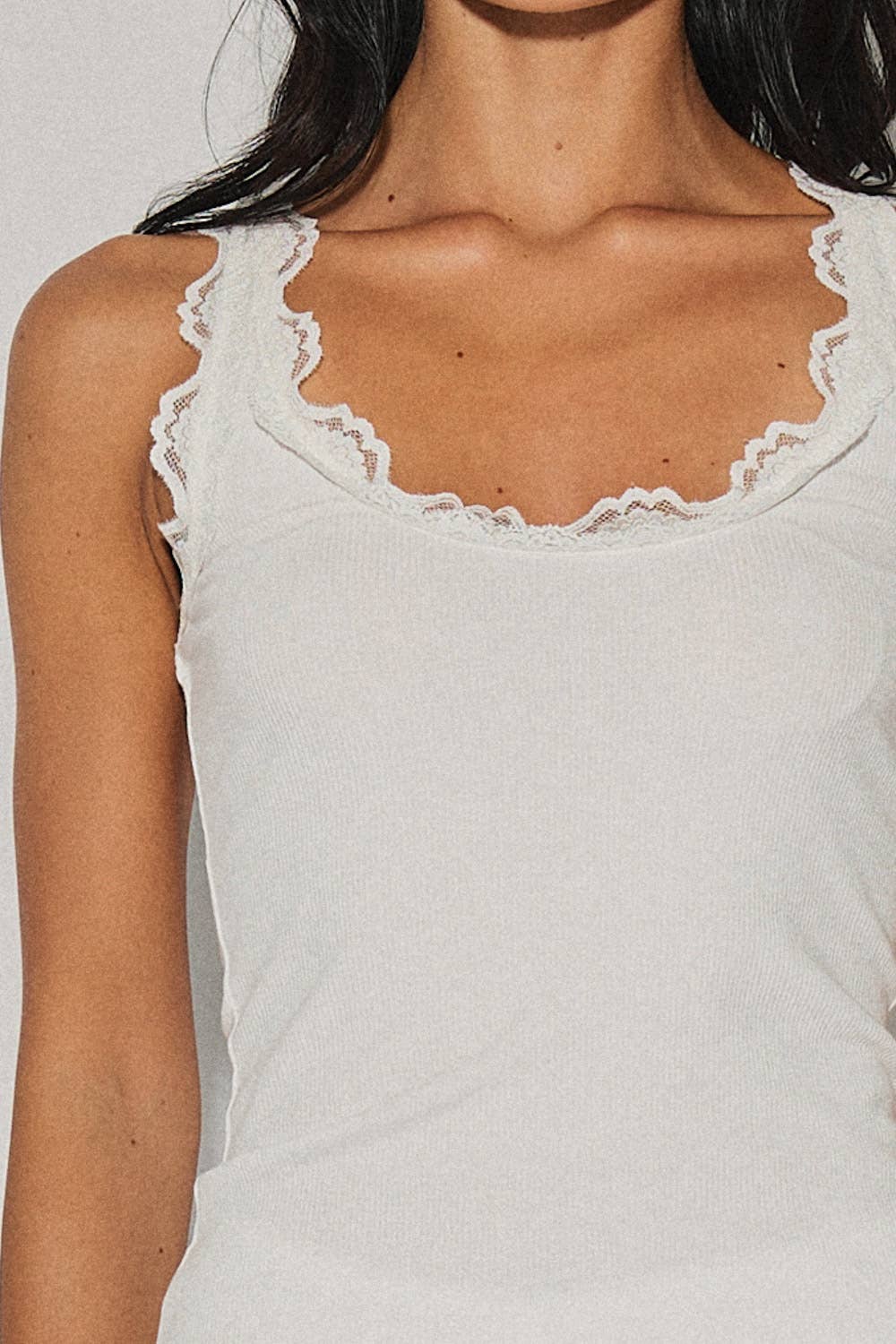 Lace Trim Knit Top Ivory - The Poolclub Monaco