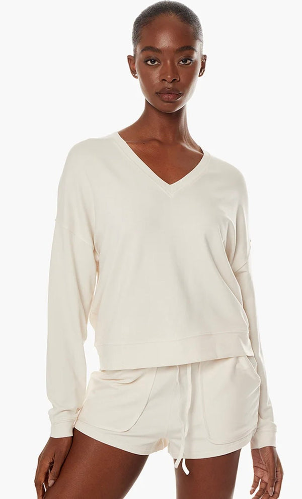 Matinée de Tennis V - neck Cream TKEES - The Poolclub Monaco