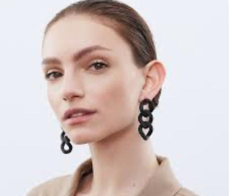 New Flat Chain Earring Matt Black VANESSA BARONI - The Poolclub Monaco