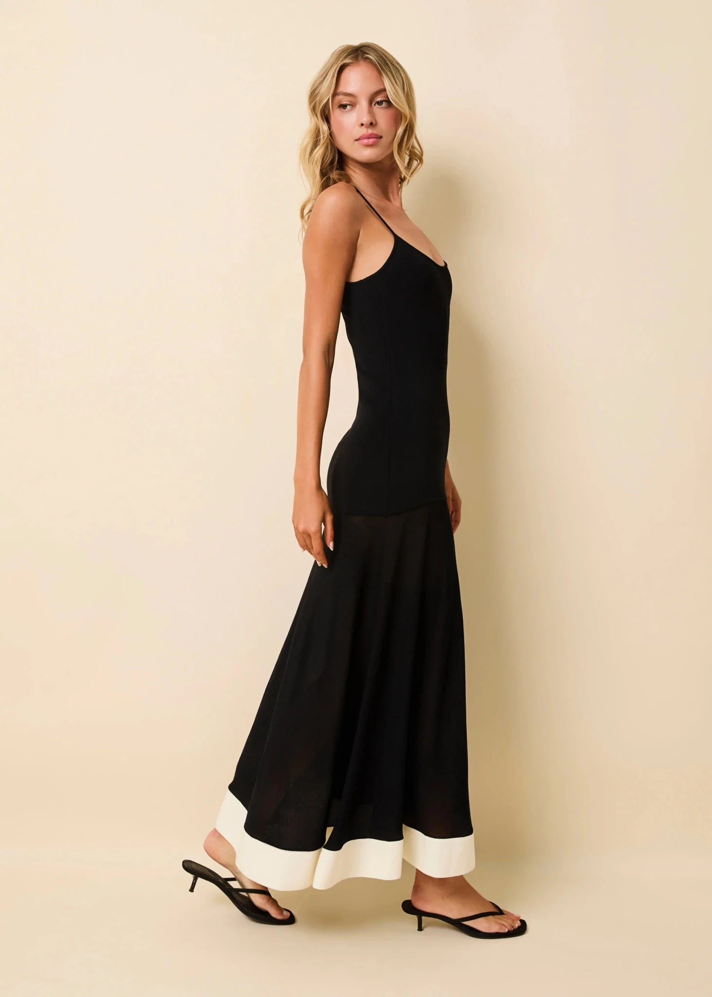 Tess Dress Noir x Brulé SOLID&STRIPED - The Poolclub Monaco