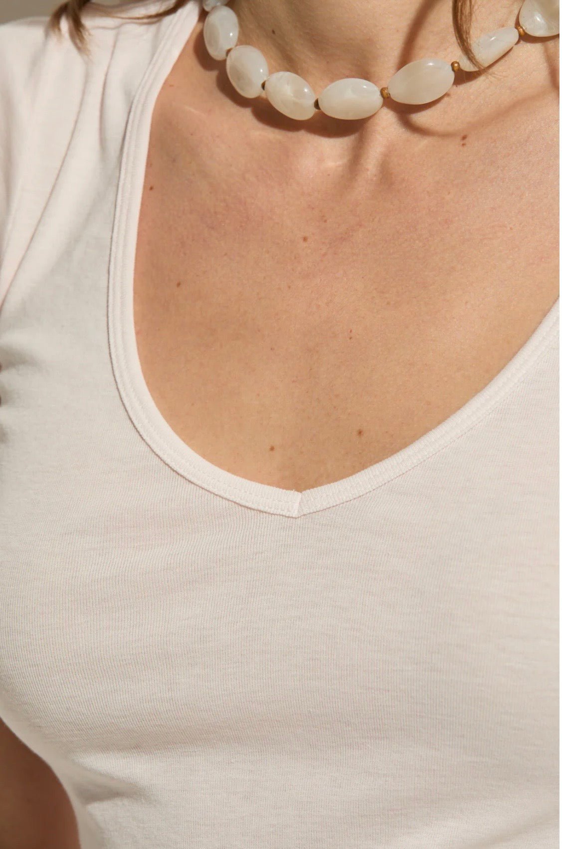 Vicky V-Neck Salsa Rosa ASHER THE LABEL - The Poolclub Monaco