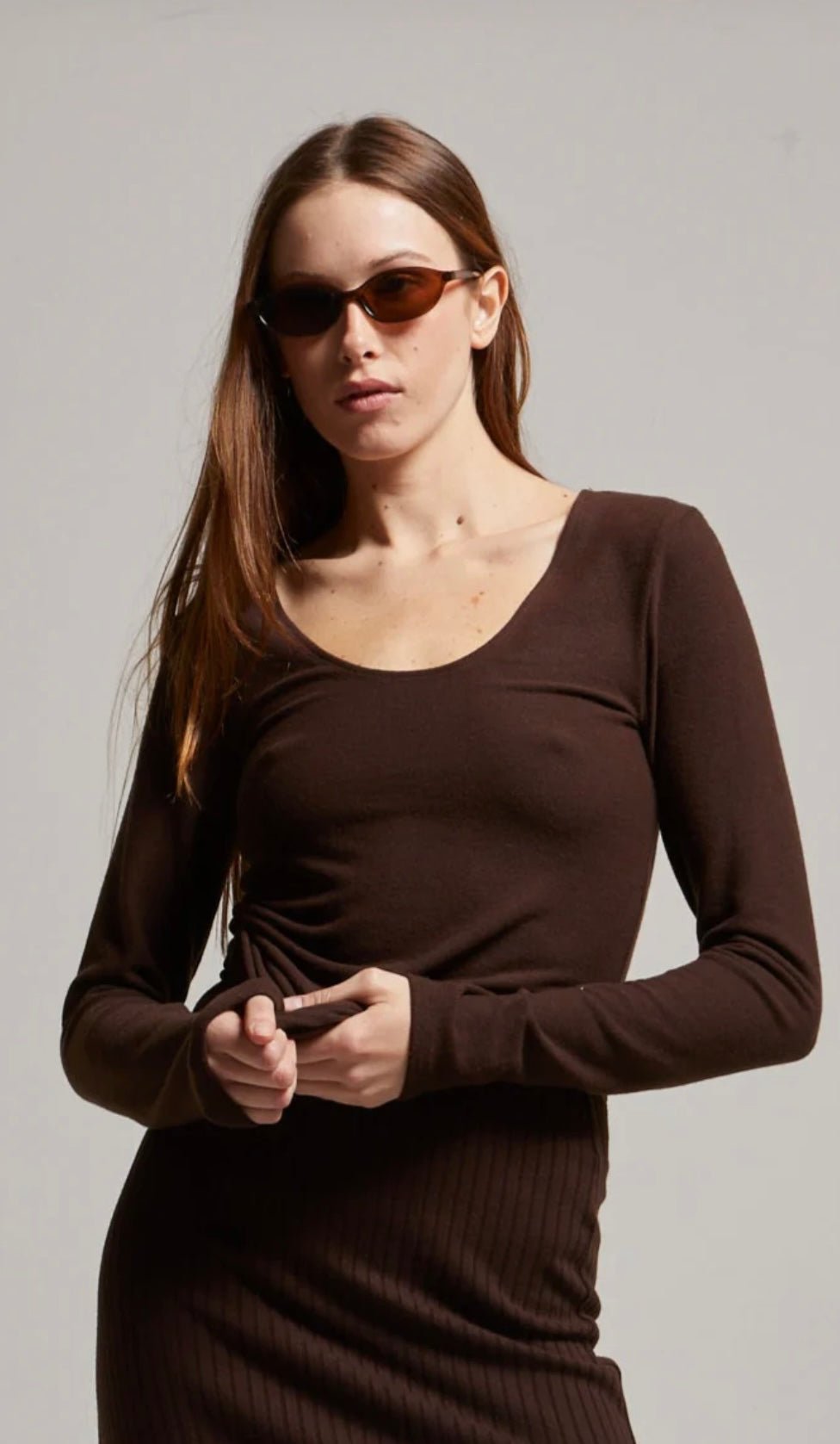Viv Long Sleeve V Neck Chocolate ASHER THE LABEL - The Poolclub Monaco